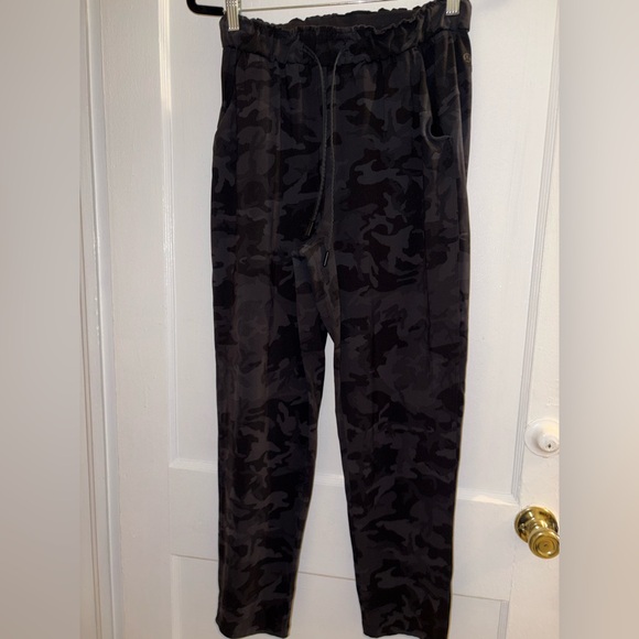 Lululemon Keep Moving Pant 7/8 High-Rise - Picture 6 of 10